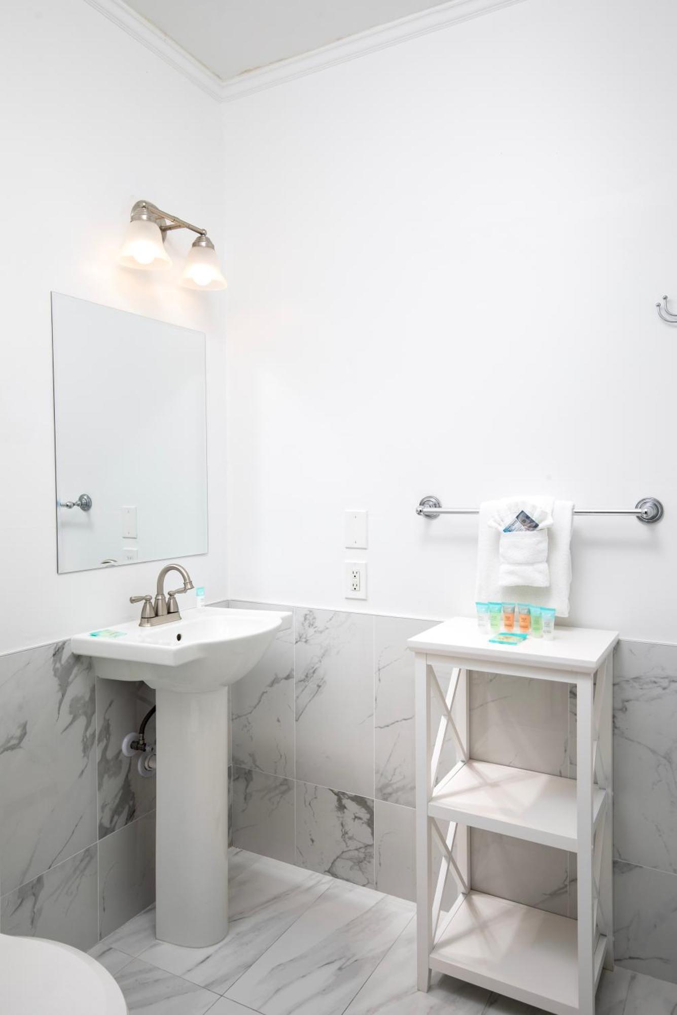Southernmost Inn Adult Exclusive Cayo Hueso Exterior foto