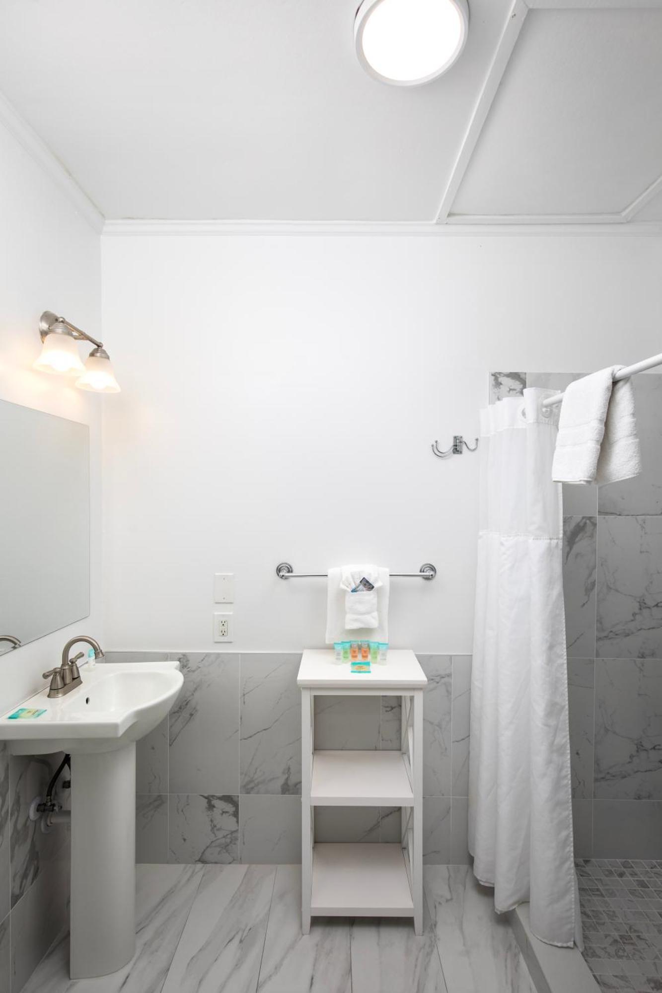 Southernmost Inn Adult Exclusive Cayo Hueso Exterior foto